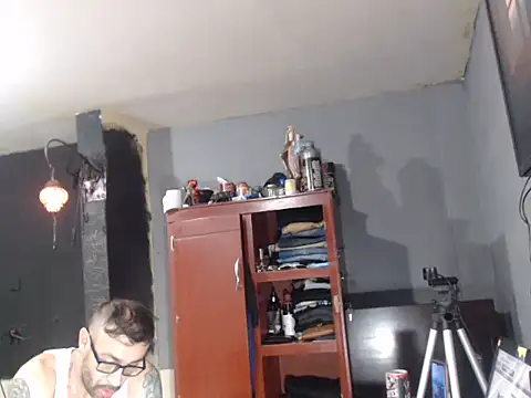 Snapshot of Dara-montenegro chatting on 4, 10, 2025 Dara-montenegro online show from 4, 10, 2025