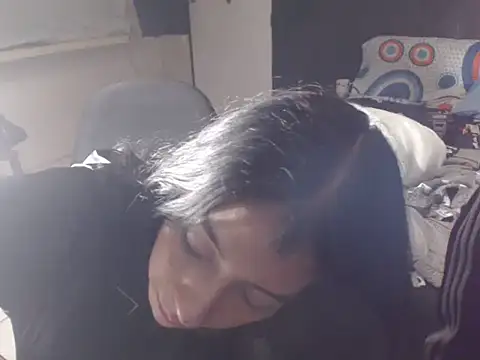 Snapshot of Dara-montenegro chatting on 11, 10, 2025 Dara-montenegro online show from 11, 10, 2025