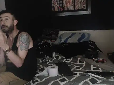 Snapshot of Dara-montenegro chatting on 15, 10, 2025 Dara-montenegro online show from 15, 10, 2025