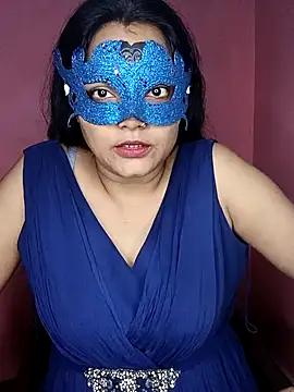 Snapshot of MEERAcle chatting on 9, 10, 2025 MEERAcle online show from 9, 10, 2025