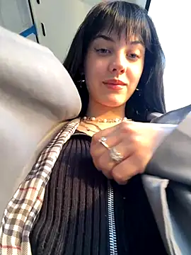 Snapshot of Only_April chatting on 9, 9, 2025 Only April online show from 9, 9, 2025