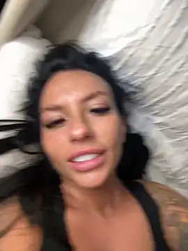 BELLABLACKXUK online show from 18, 10, 2025