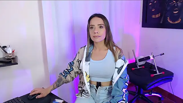 Natasha cam222 online show from 19, 11, 2025