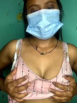 Snapshot of Priya_baby0 chatting on 4, 10, 2025 Priya baby0 online show from 4, 10, 2025