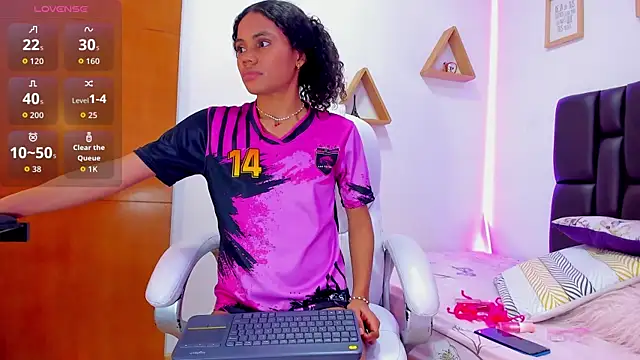 Snapshot of miiarod chatting on 1, 10, 2025 miiarod online show from 1, 10, 2025