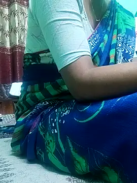 Snapshot of Apurvaa chatting on 24, 11, 2025 Apurvaa online show from 24, 11, 2025