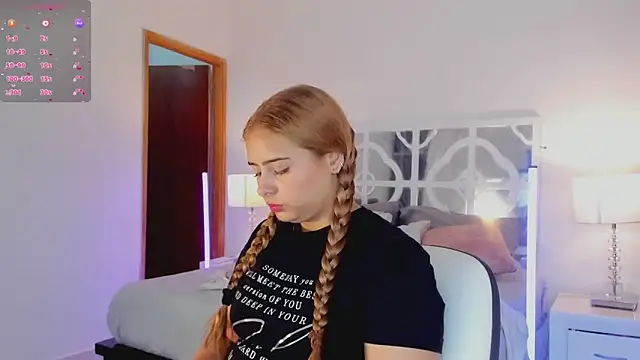 MikaelaStone online show from 16, 12, 2025