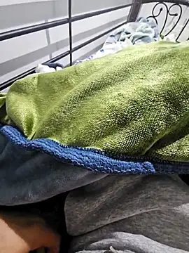 Snapshot of fena-sikerimmm chatting on 21, 11, 2025 fena-sikerimmm online show from 21, 11, 2025