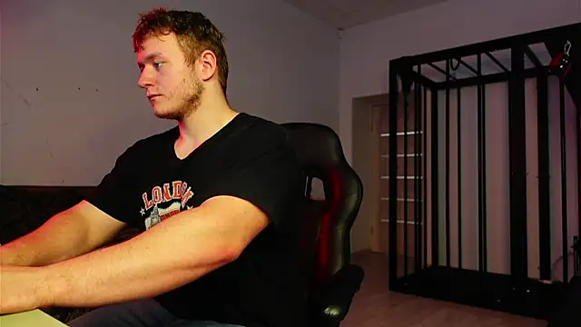 Snapshot of Richard_Dullas chatting on 9, 9, 2025 Richard Dullas online show from 9, 9, 2025