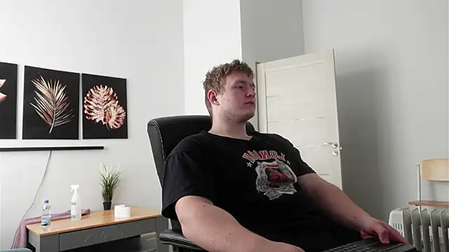 Snapshot of Richard_Dullas chatting on 23, 9, 2025 Richard Dullas online show from 23, 9, 2025