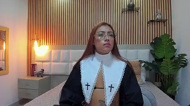 Snapshot of KattyBonnie chatting on 31, 10, 2025 KattyBonnie online show from 31, 10, 2025