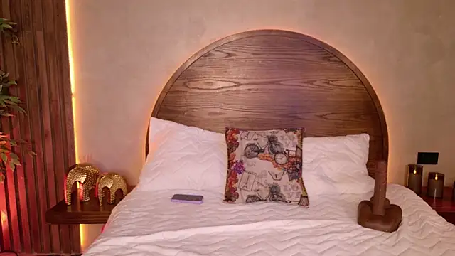 Snapshot of Dani_leon_ chatting on 13, 12, 2025 Dani leon online show from 13, 12, 2025