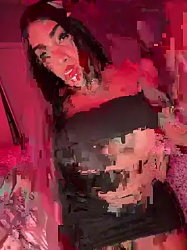 Cory latina online show from 28, 4, 2026