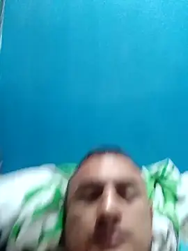 Snapshot of Geral_Yeraldyn09 chatting on 10, 9, 2025 Geral Yeraldyn09 online show from 10, 9, 2025