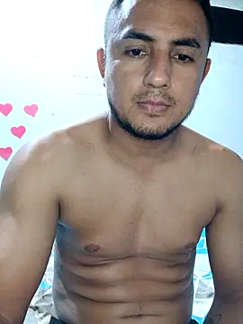 Snapshot of Geral_Yeraldyn09 chatting on 7, 11, 2025 Geral Yeraldyn09 online show from 7, 11, 2025