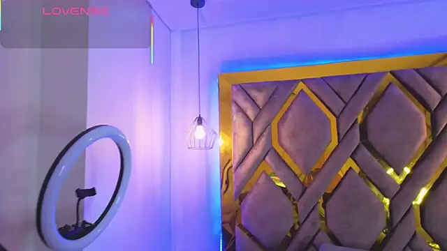 Snapshot of Dom_venena chatting on 3, 12, 2025 Dom venena online show from 3, 12, 2025