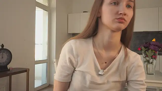 Snapshot of HenriettaCoppinger chatting on 18, 10, 2025 HenriettaCoppinger online show from 18, 10, 2025