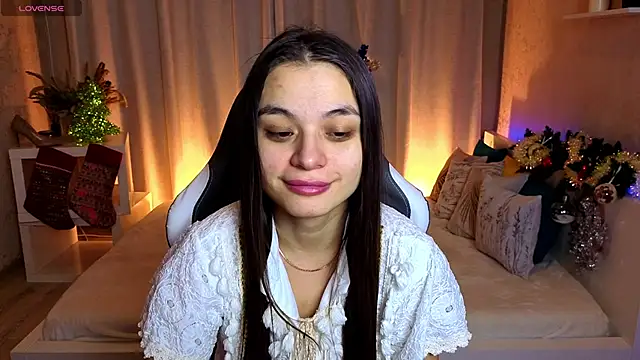 Snapshot of Leila_Hefner chatting on 20, 12, 2025 Leila Hefner online show from 20, 12, 2025