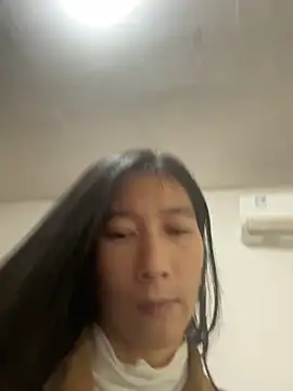 Snapshot of crhong666 chatting on 14, 11, 2025 crhong666 online show from 14, 11, 2025