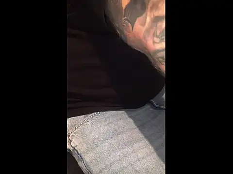 Snapshot of JeffryBoy36 chatting on 15, 11, 2025 JeffryBoy36 online show from 15, 11, 2025