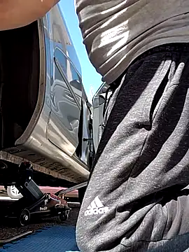 pareja-40-20 online show from 3, 4, 2026