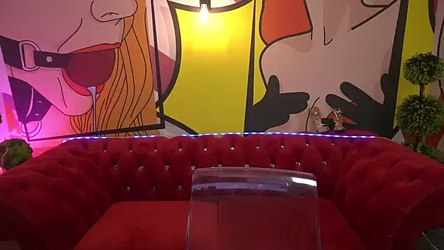 Snapshot of PussyOnLuck chatting on 6, 10, 2025 PussyOnLuck online show from 6, 10, 2025