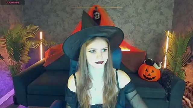 Snapshot of PussyOnLuck chatting on 27, 10, 2025 PussyOnLuck online show from 27, 10, 2025