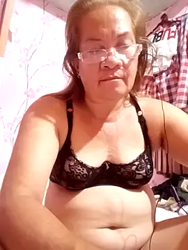 Snapshot of vickyhot1966 chatting on 10, 1, 2026 vickyhot1966 online show from 10, 1, 2026