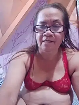 Snapshot of vickyhot1966 chatting on 15, 5, 2026 vickyhot1966 online show from 15, 5, 2026
