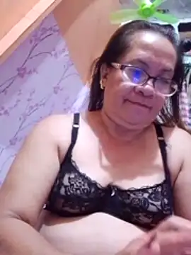 Snapshot of vickyhot1966 chatting on 28, 5, 2026 vickyhot1966 online show from 28, 5, 2026