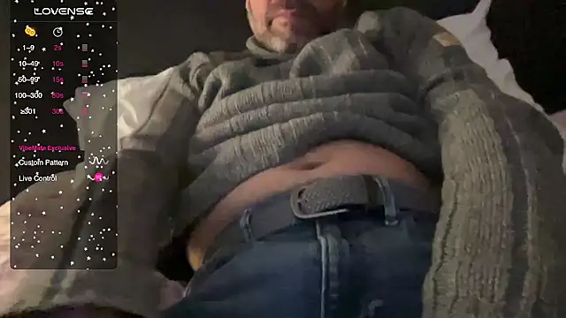 Snapshot of Hotdaddy4u136 chatting on 1, 11, 2025 Hotdaddy4u136 online show from 1, 11, 2025