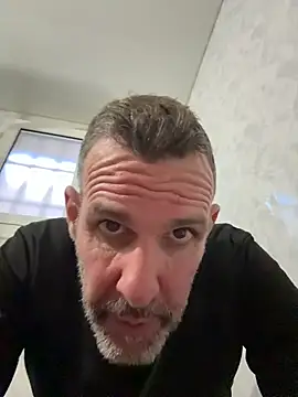 gigolobcn online show from 7, 1, 2026