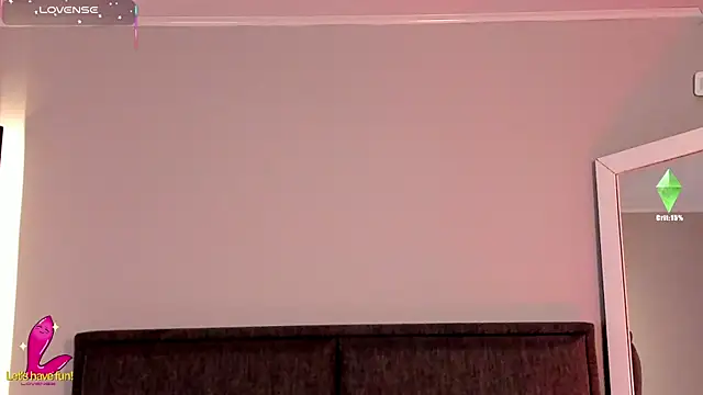 Emma  clark  online show from 13, 11, 2025