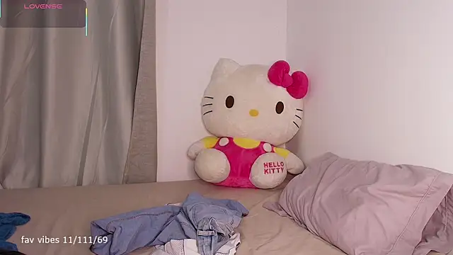 Snapshot of dulceangel__ chatting on 11, 9, 2025 dulceangel online show from 11, 9, 2025