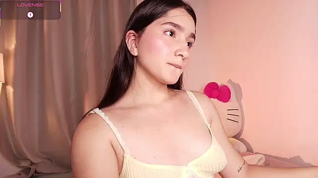 Snapshot of dulceangel__ chatting on 11, 10, 2025 dulceangel online show from 11, 10, 2025