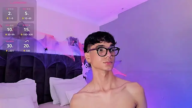 Phillicious   online show from 22, 10, 2025