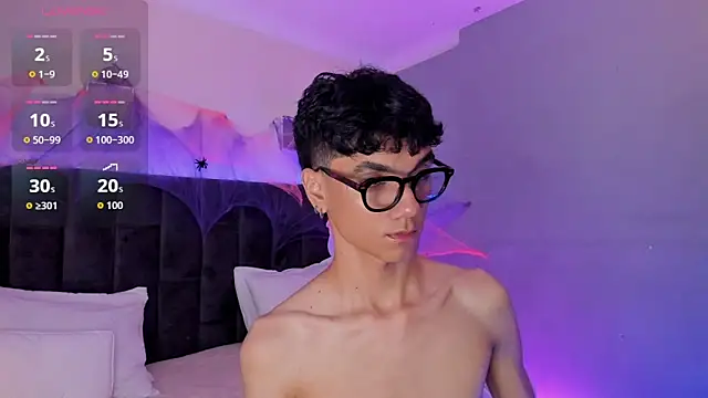 Phillicious   online show from 23, 10, 2025