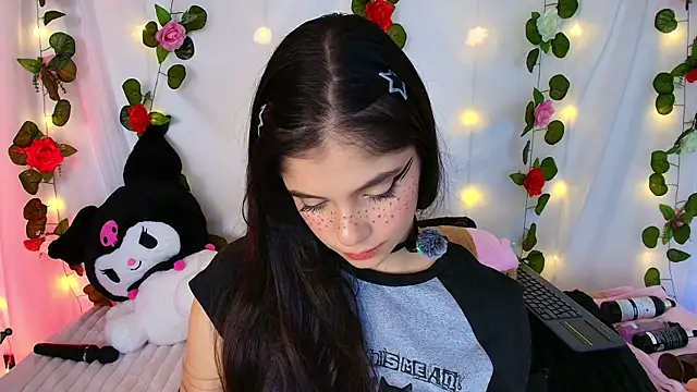 cutee andrea online show from 19, 11, 2025