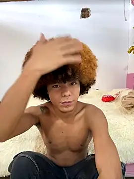 Snapshot of Alexis_Spicter chatting on 4, 12, 2025 Alexis Spicter online show from 4, 12, 2025