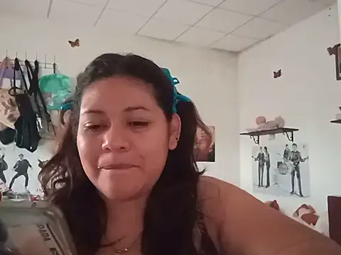Kitty WetXxX online show from 11, 6, 2026