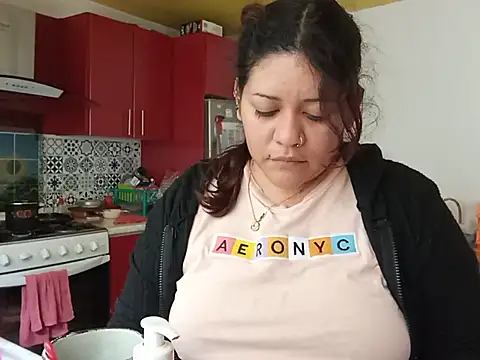 Kitty WetXxX online show from 26, 6, 2026