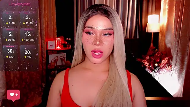 Snapshot of IamRaeganDolls69 chatting on 18, 9, 2025 IamRaeganDolls69 online show from 18, 9, 2025