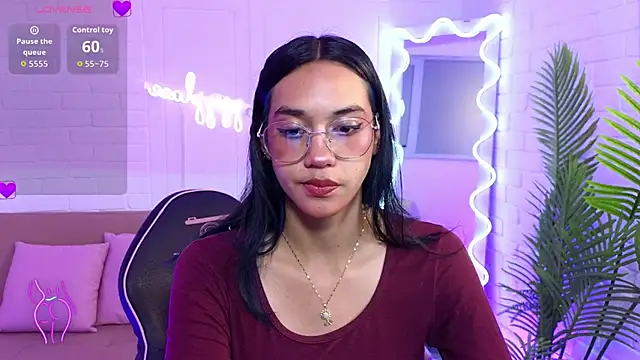 artemiss tay online show from 25, 9, 2025