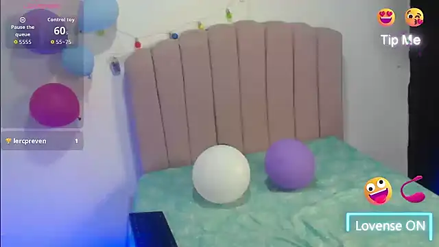 Snapshot of Evanss_lx chatting on 24, 9, 2025 Evanss lx online show from 24, 9, 2025