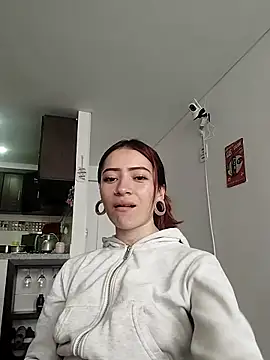 Snapshot of Evanss_lx chatting on 11, 10, 2025 Evanss lx online show from 11, 10, 2025