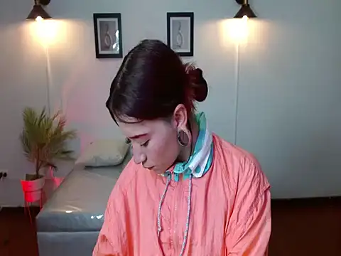 Snapshot of Evanss_lx chatting on 14, 11, 2025 Evanss lx online show from 14, 11, 2025