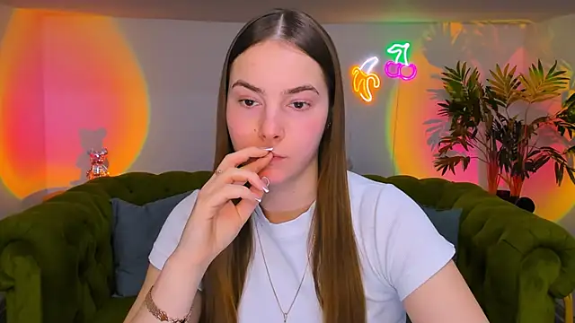 Snapshot of rad_rebel_ chatting on 14, 12, 2025 rad rebel online show from 14, 12, 2025