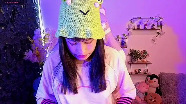 Snapshot of Eymmy_24 chatting on 22, 2, 2026 Eymmy 24 online show from 22, 2, 2026