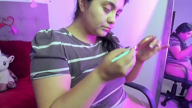 TifanyAmazinng online show from 18, 2, 2026