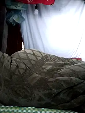 Snapshot of PhamPm70 chatting on 23, 11, 2025 PhamPm70 online show from 23, 11, 2025